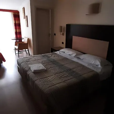 Dades Hotel